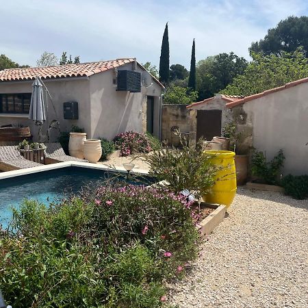 Апартаменти Studio Dans Les Alpilles Фонтвілль Екстер'єр фото