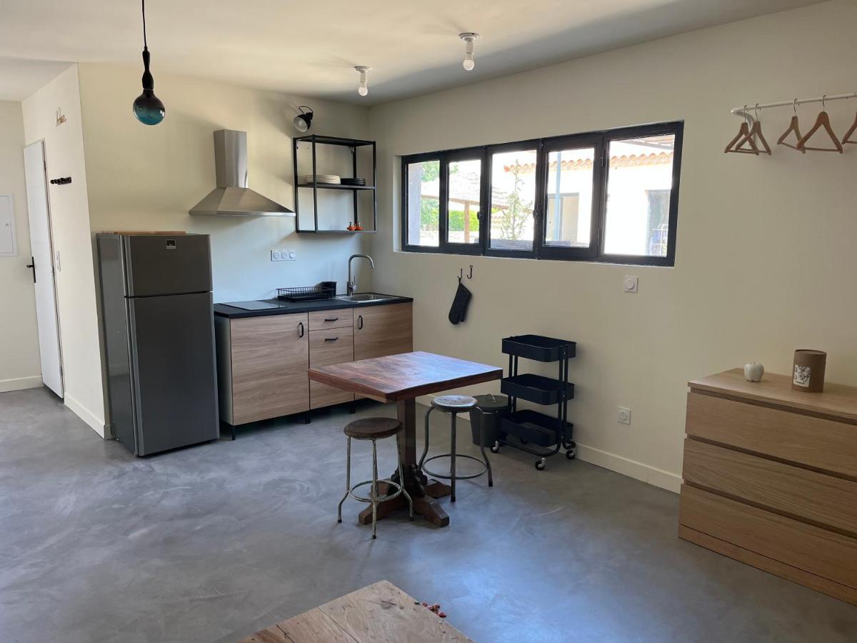Апартаменти Studio Dans Les Alpilles Фонтвілль Екстер'єр фото