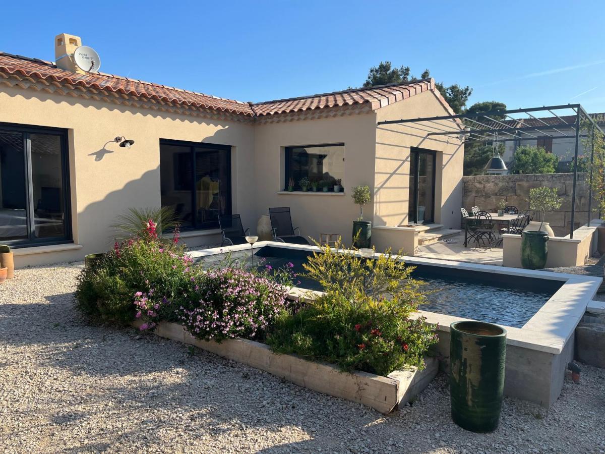 Апартаменти Studio Dans Les Alpilles Фонтвілль Екстер'єр фото