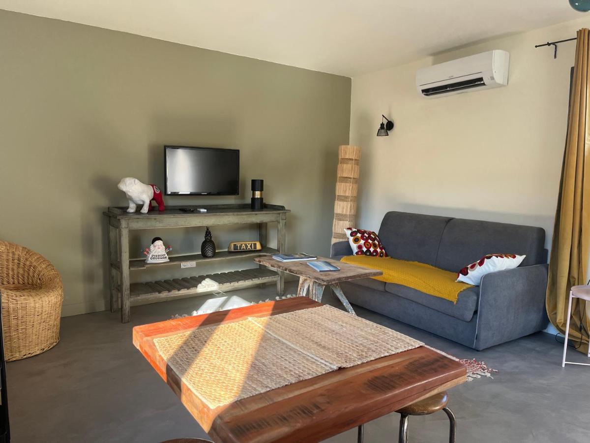Апартаменти Studio Dans Les Alpilles Фонтвілль Екстер'єр фото